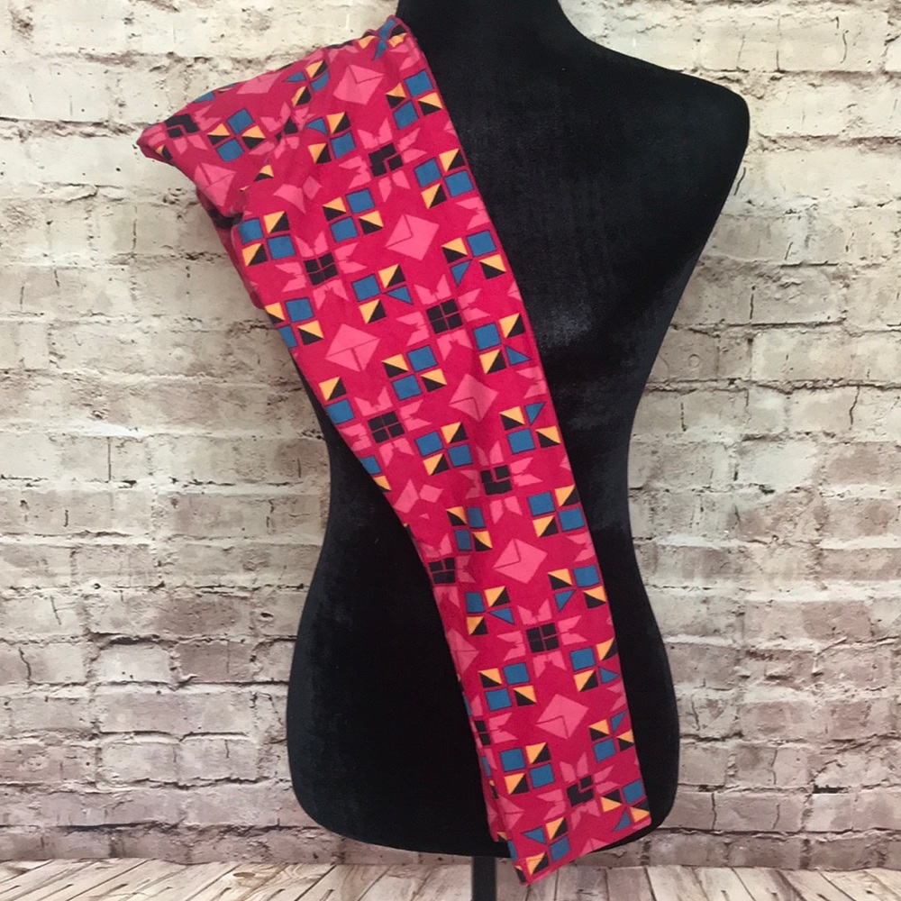 NWT LuLaRoe One Size OS Leggings Pink/Magenta
